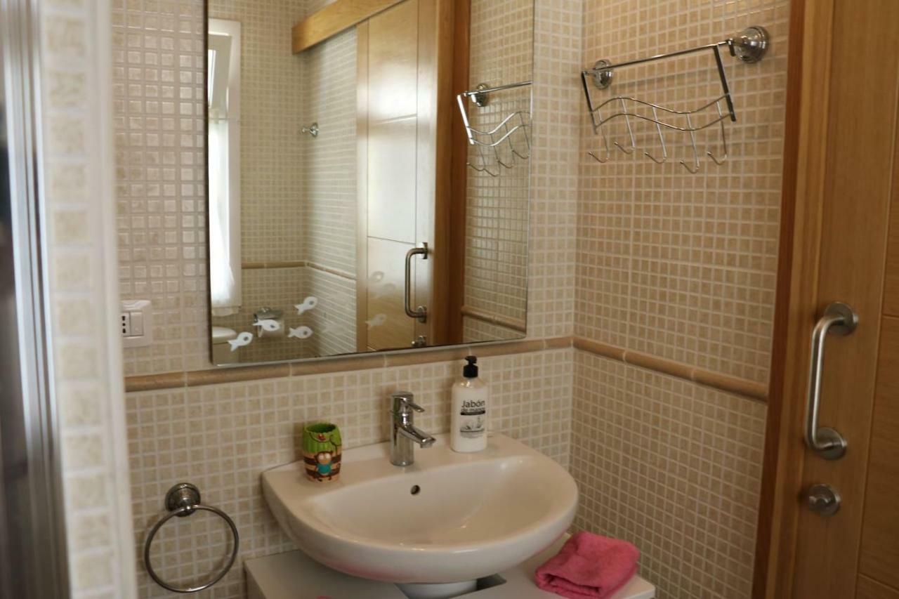 Villa Sueño Azul with private pool, sea view, terrace, aircondition, Wifi, 450 m to the beach Callao Salvaje Exterior foto